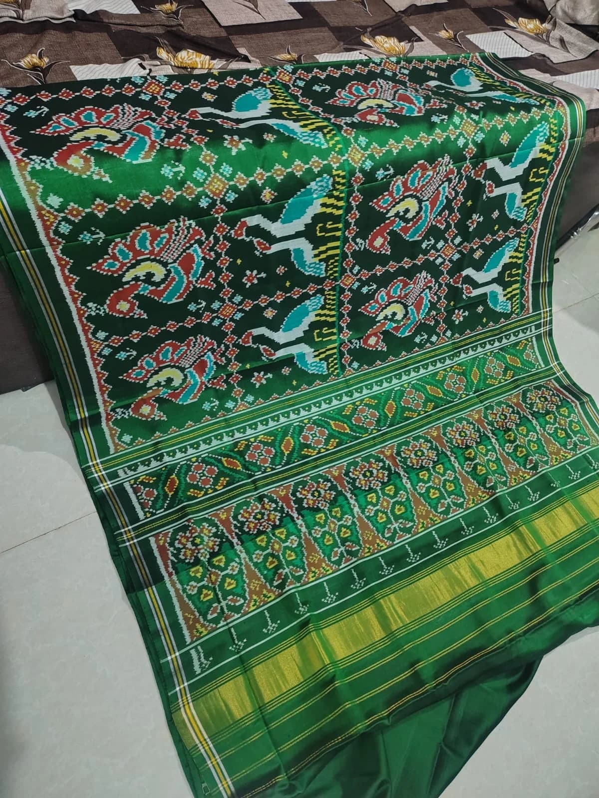 Dark Magenta & Teal Phul Bhat Patola Saree