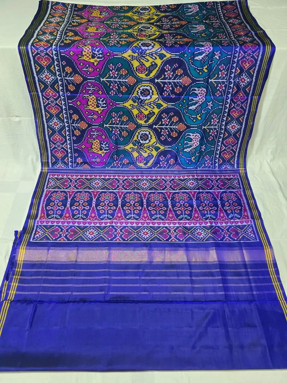 Royal Sapphire Blue Paan Bhat Single Ikat Patola Silk Saree